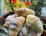 Foto del passaggio 6 della ricetta Cornetti allo yogurt senza burro ne uova, morbidi e leggeri