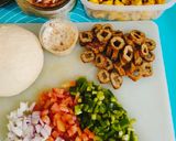 A picture of step 2 of Chicken Kabab Chunks Pizza 🍕🍕🍕.