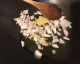 Une image de l'étape 4 de Champignons de paris ail et romarin à la sauce huître.