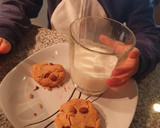 Foto del paso 3 de la receta: Galletas chocochips con harina de garbanzo y coco