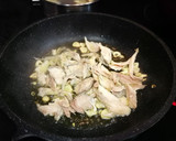Foto del paso 3 de la receta: Tupper súper fácil con muslo de pollo, judías y huevos - diet