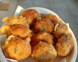 Foto langkah ke 5 dari resep Perkedel kentang kornet.