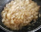 Foto del paso 4 de la receta: Filete de pechuga de pavo a la plancha con salsa de manzana
