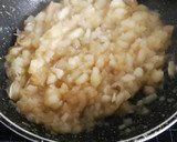 Foto del paso 4 de la receta: Filete de pechuga de pavo a la plancha con salsa de manzana
