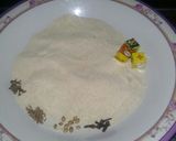 A picture of step 2 of Stir fried fish.