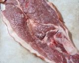 Foto del paso 1 de la receta: Bife de jamón con papas al horno al verdeo