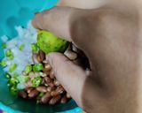 A picture of step 2 of Healthy salad.