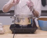 A picture of step 1 of Red velvet churros.