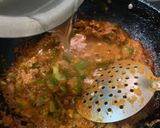 A picture of step 4 of Stir fried veggies stuffed in capsicum gravy.