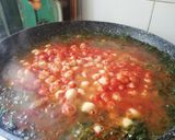 A picture of step 2 of Spinach and Chickpeas with Mint.