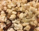A picture of step 3 of Spicy cauliflower lettuce wraps.