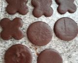 Foto del paso 2 de la receta: Galletitas de cacao amargo y Rocklets👌😋