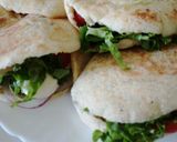 A picture of step 8 of Moroccan pita bread.