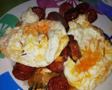 Foto del paso 5 de la receta: Huevos 🥚 rotos con chorizo y patatas 🥔