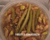 Foto del passaggio 1 della ricetta Risotto con carciofi km zero e salsiccia 👩‍🍳❤️