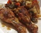 Foto del paso 8 de la receta: Muslos de pollo con cerveza negra con cama de verduras