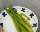 Foto langkah ke 5 dari resep Sayur Tumis Asparagus Ala Gita.