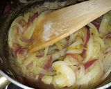 Foto del paso 2 de la receta: Sopa de cebolla muy simple 🍜