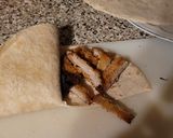 Foto del paso 8 de la receta: Wrap Hack con lomo rebozado, tomate, lechuga y huevo duro