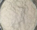 A picture of step 3 of Nariyal burfi.