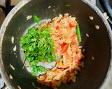 A picture of step 1 of Semiya Biryani.