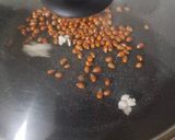 Foto langkah ke 2 dari resep Popcorn Diet Tanpa Minyak Tanpa Margarin.