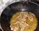 A picture of step 4 of Dahi bhindi.