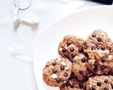 Foto langkah ke 7 dari resep Nuts and choco cookies.