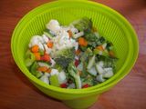 Fideos chinos con verduras salteadas y longaniza