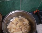 Foto langkah ke 4 dari resep Potato Wedges Teflon tanpa oven.