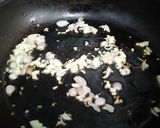Foto langkah ke 4 dari resep Tumis kangkung terasi.
