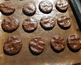 Foto del paso 3 de la receta: Galletitas de chocolate con harina integral y avena