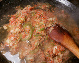 Foto del paso 16 de la receta: Arroz con lentejas amarillas, malvas y alcachofas
