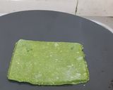 A picture of step 4 of Spinach & Quinoa Flour Parathas.