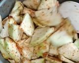 Foto langkah ke 2 dari resep Rujak jambu kristal.