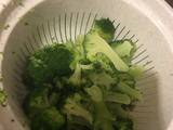 Brokkolis "vega" makaróni
