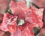 Foto del paso 2 de la receta: TAPA DE 🥩ASADO🥩 PORCINA GUISADA (con fideos) 🍛🍲