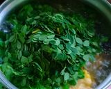 Foto langkah ke 4 dari resep Sayur Bening Daun Kelor.