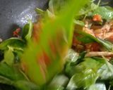 Foto langkah ke 3 dari resep Tongkol Suwir Kemangi.