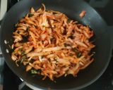 A picture of step 3 of Crispy fritters onion samosa.