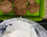 Foto del paso 5 de la receta: 🍓Alfajorcitos de frutilla rellenos con crema de coco🥥