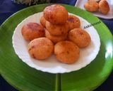 A picture of step 12 of Kakara Pitha (Odisha).