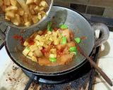Foto langkah ke 3 dari resep Sambal Goreng Kentang.