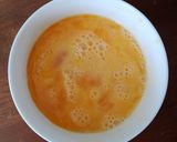 Hình bước làm 1 của món Trứng chiên hành lá