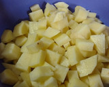 Foto del paso 1 de la receta: Papas al horno saborizadas