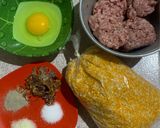 Foto langkah ke 1 dari resep Menchi Katsu (Minced Beef Katsu).