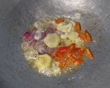 Foto langkah ke 4 dari resep Oseng kacang panjang + wortel dan touge.