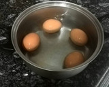 Foto del paso 1 de la receta: Huevos con tomate