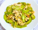 รูปขั้นตอนการทำที่ 9 ของ แตงกวาผัดไข่