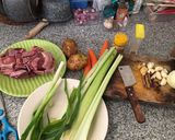 Foto langkah ke 1 dari resep Sop Iga Sapi Empuk Maknyus 🥩.